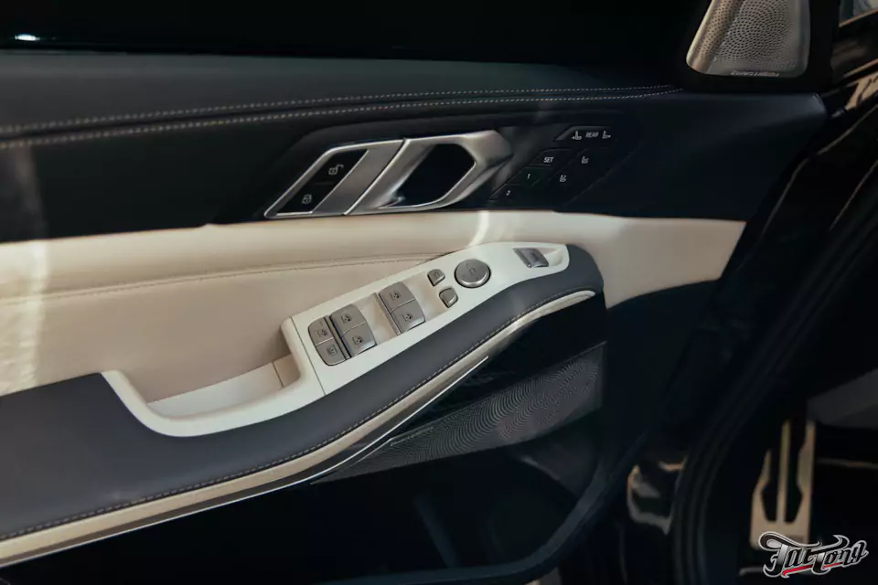Заменили на BMW X7 Bowers & Wilkins: выполнили комплексную шумоизоляцию салона и построили новую акустическую систему!